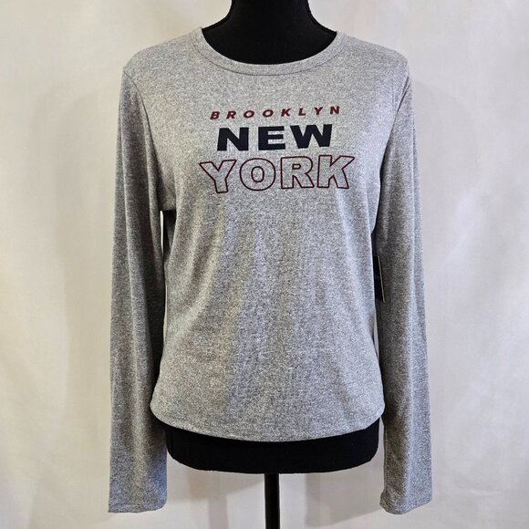 Harper & Ivy "Brooklyn New York" Gray Long Sleeve Top - Picture 3 of 13